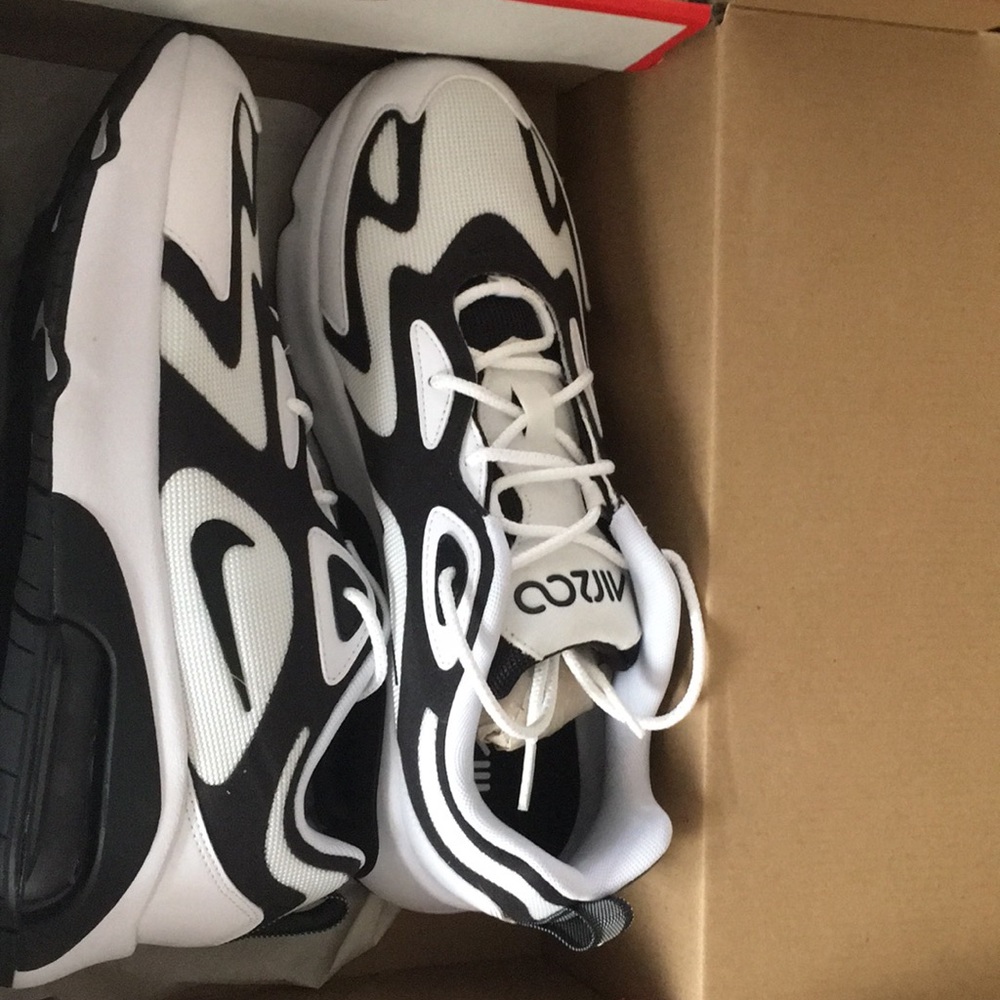 Nike Air Max 200